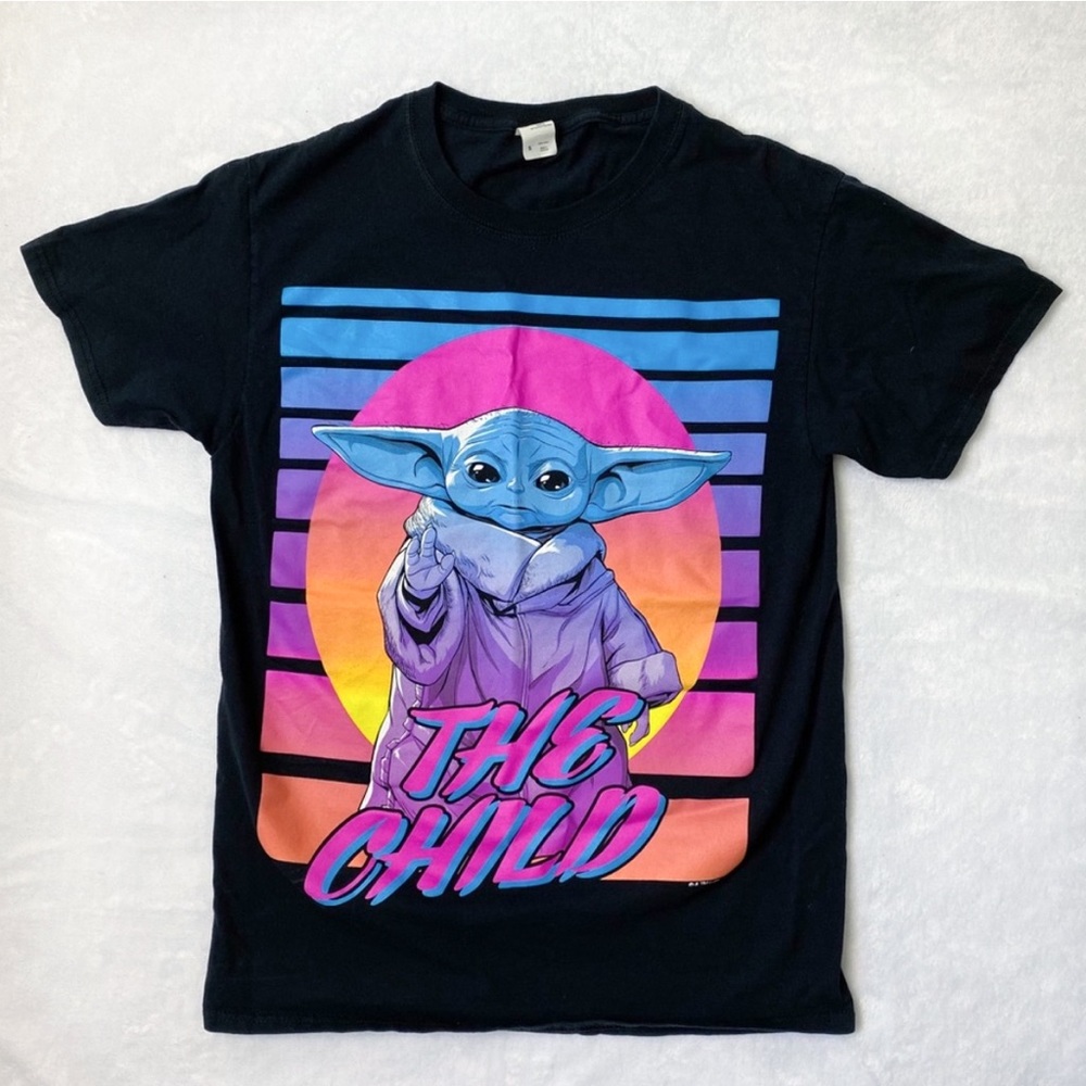 Star Wars Mandalorian T-Shirt size Small